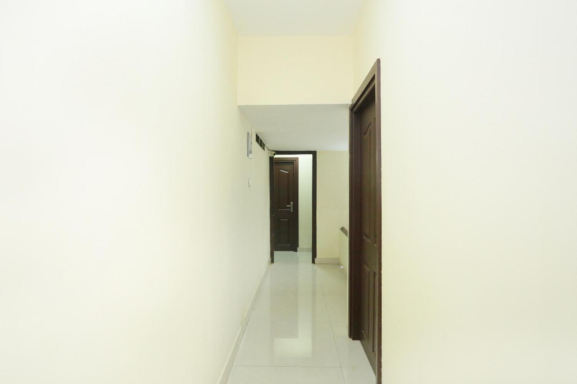 Hotel O Malabar Plaza Kochi ภายนอก รูปภาพ