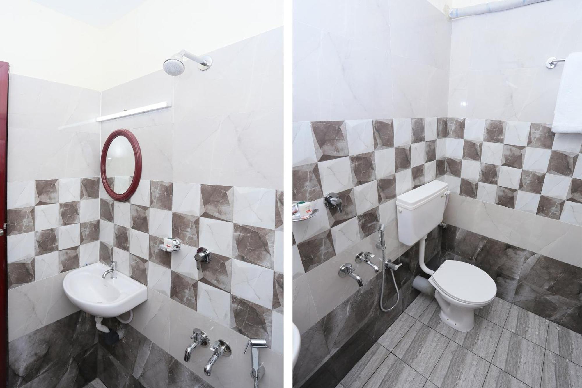 Hotel O Malabar Plaza Kochi ภายนอก รูปภาพ
